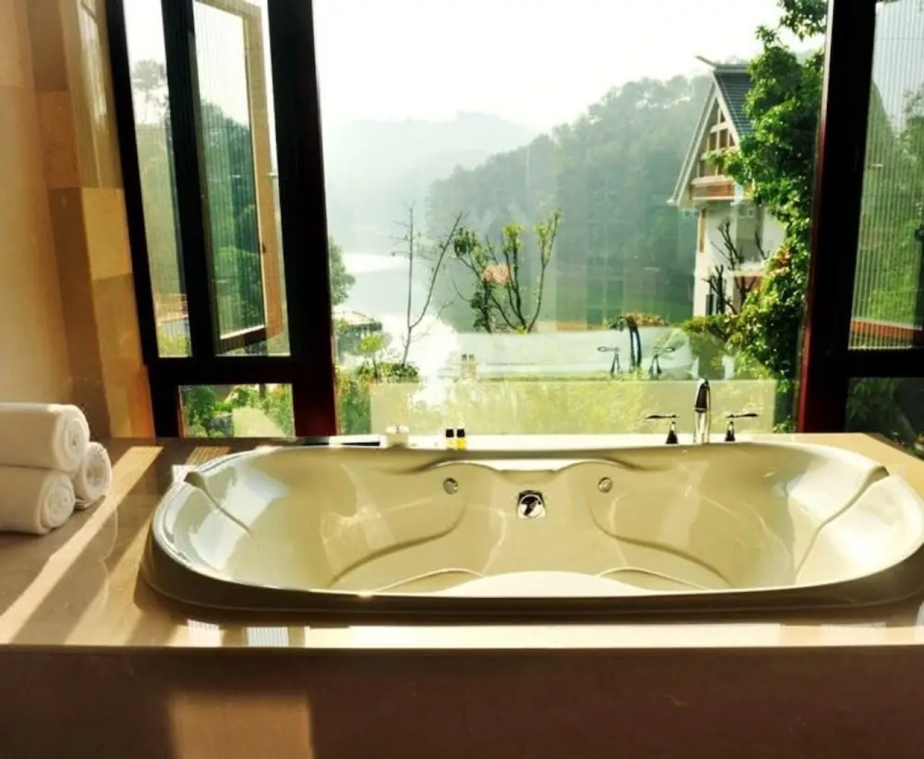New Century SPA and Resort PUER
