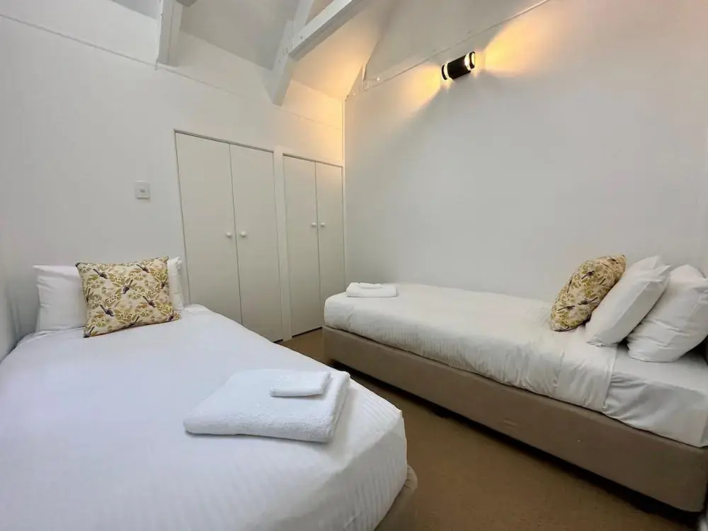 Charlesworth On The Park