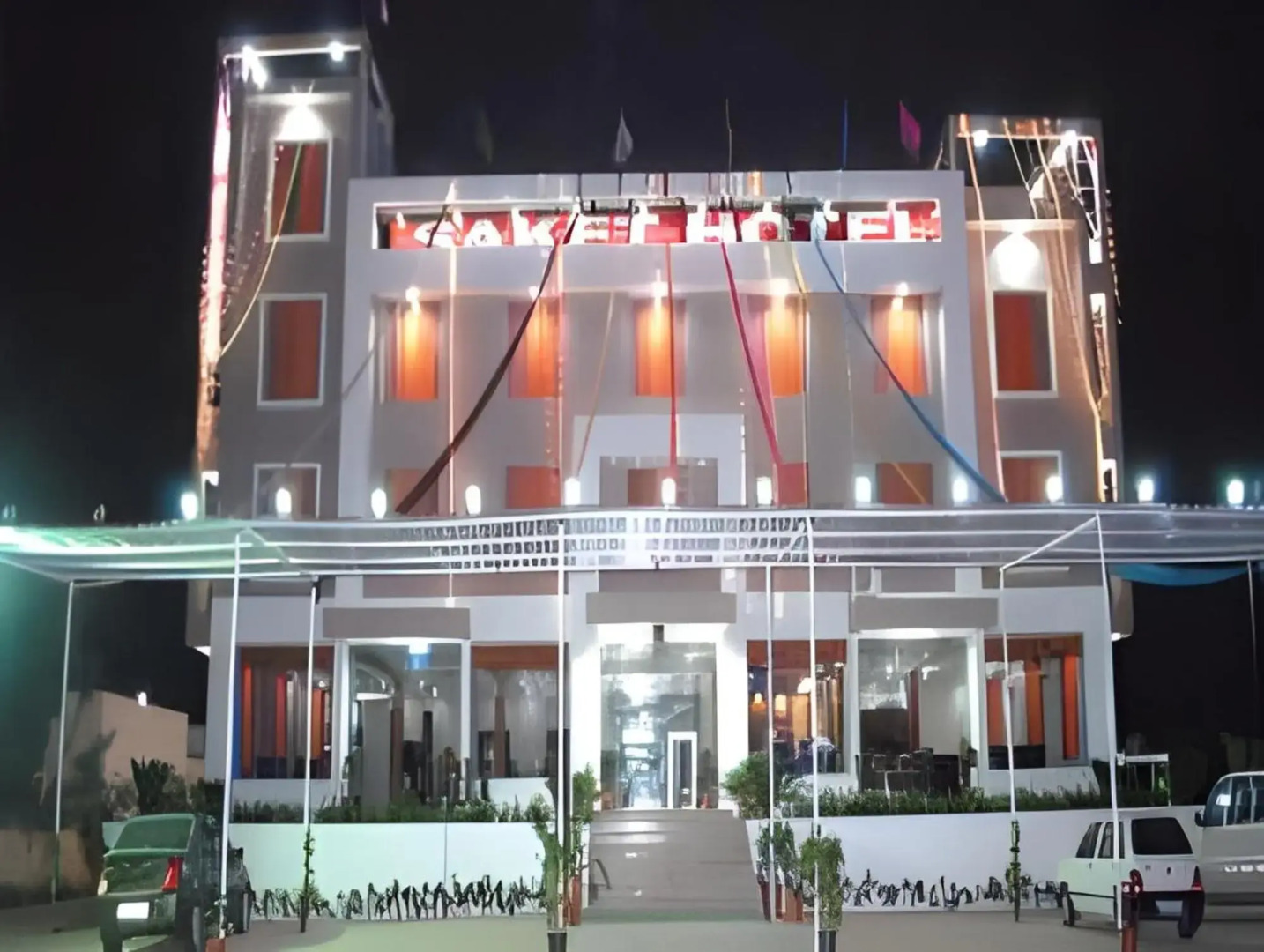 Saket Hotel and Restaurant