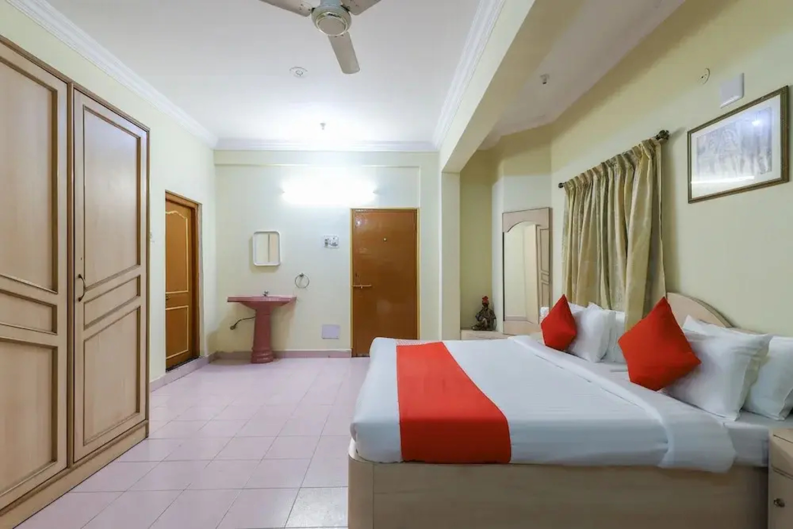 SPOT ON 46801 Hotel Swati