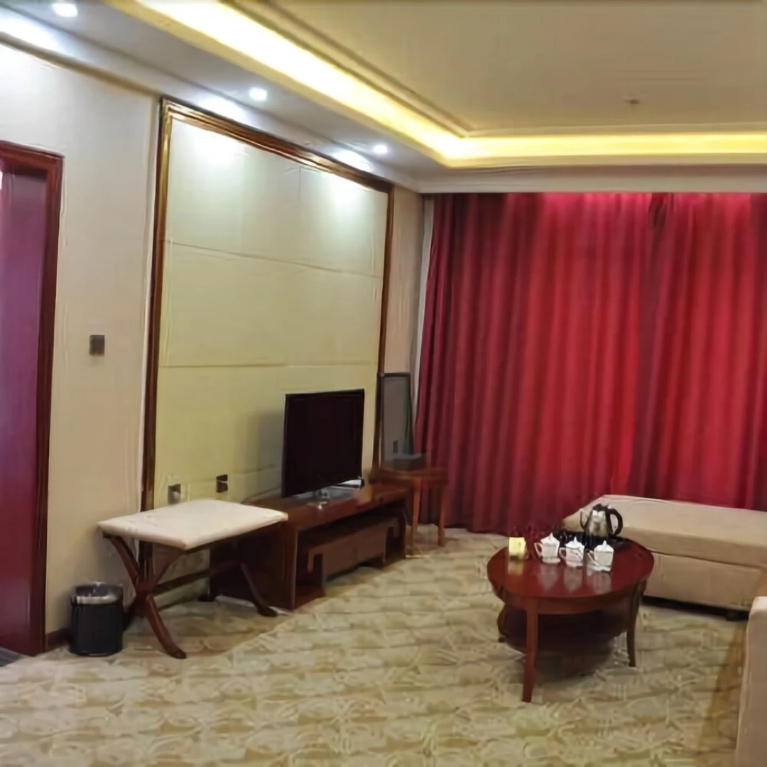 Lingyun Holiday Hotel Weichang