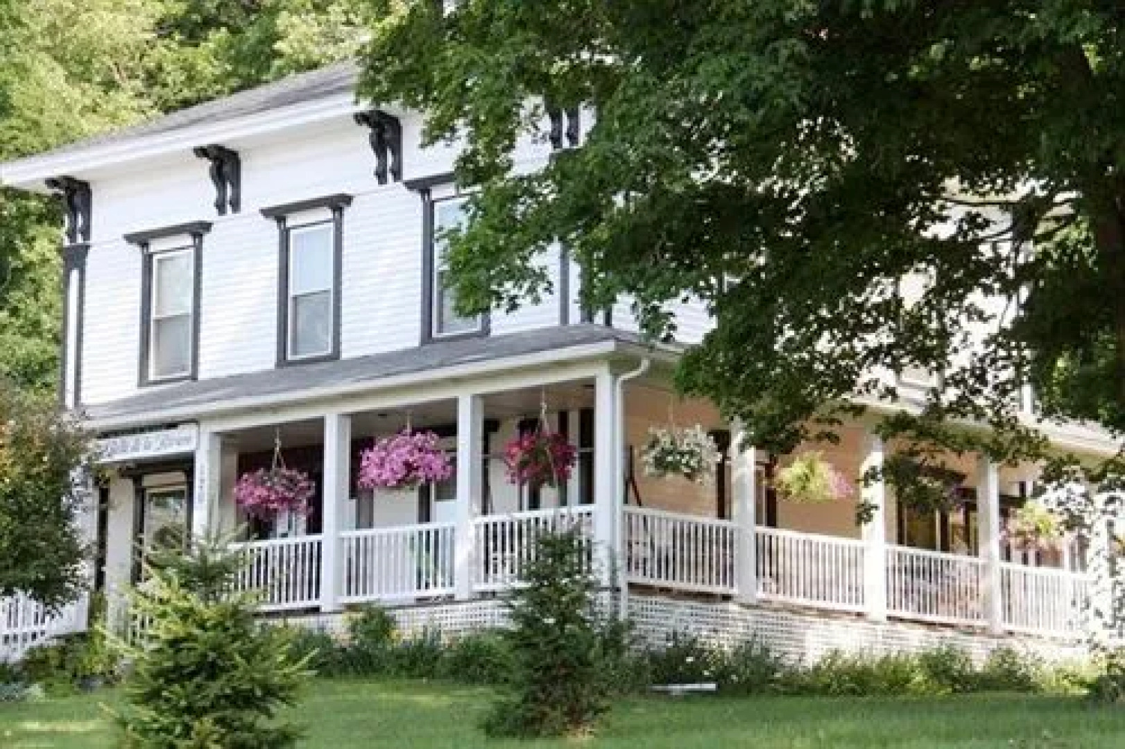 La Belle de la Riviere