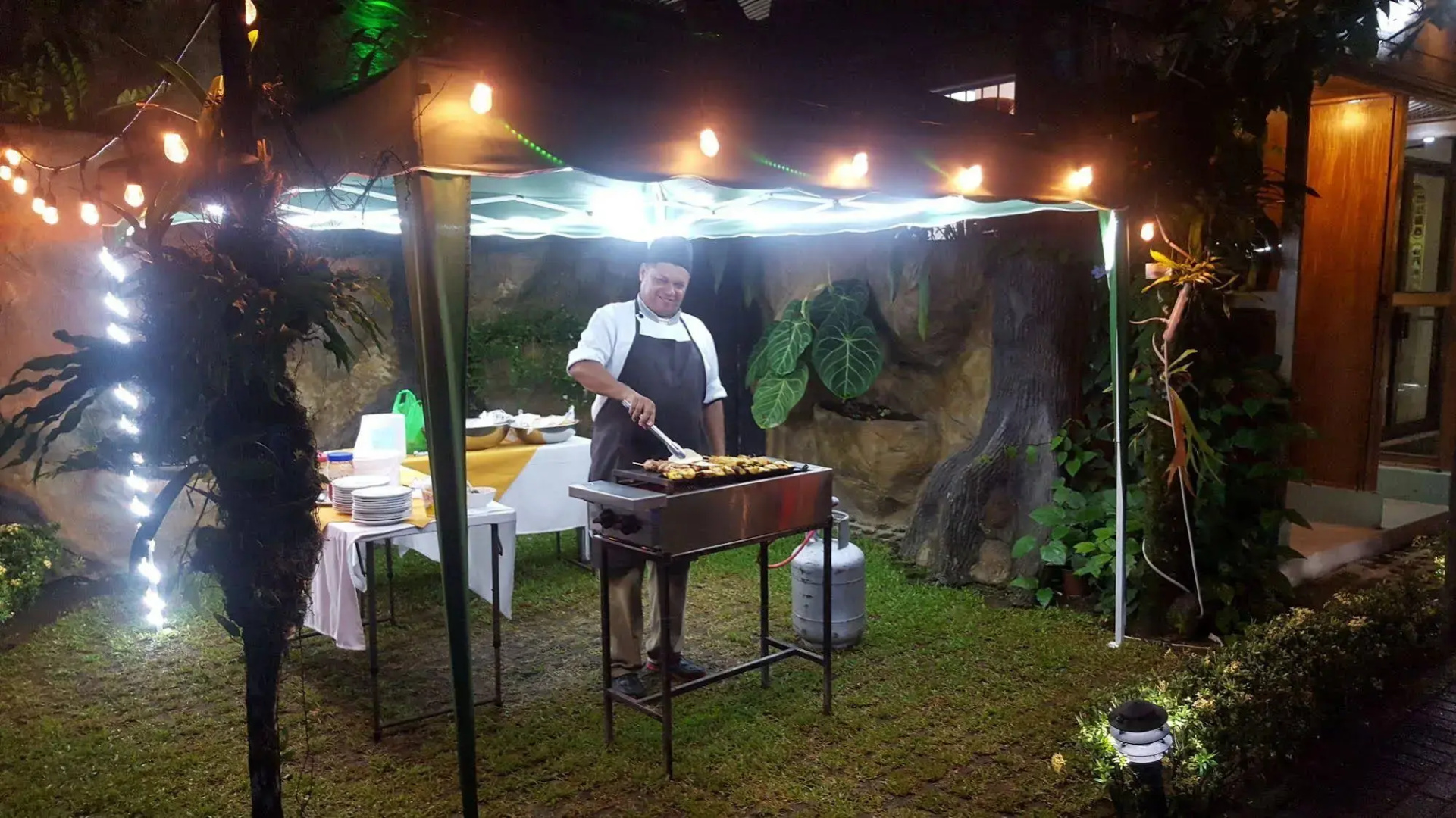 Hostel Backpackers La Fortuna