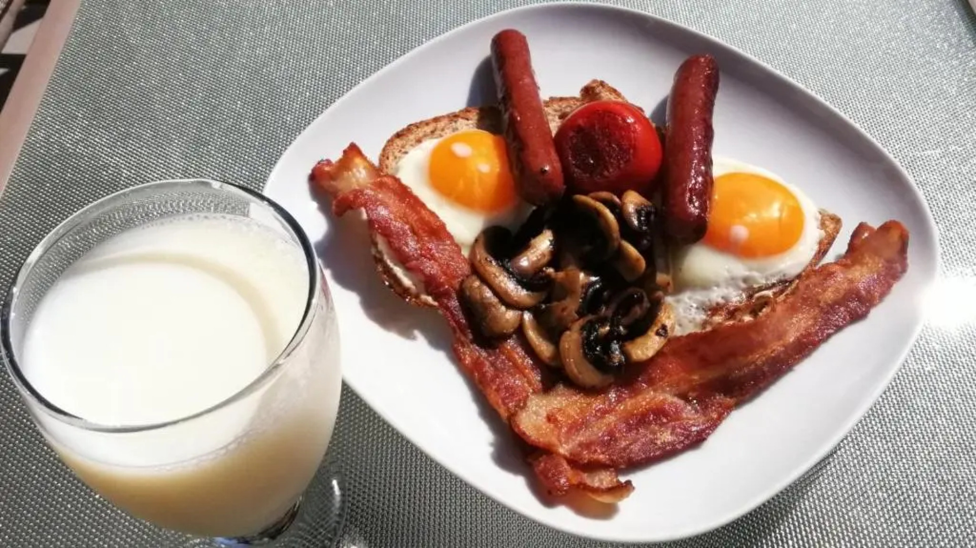 Sunny Island by White Rock B&B