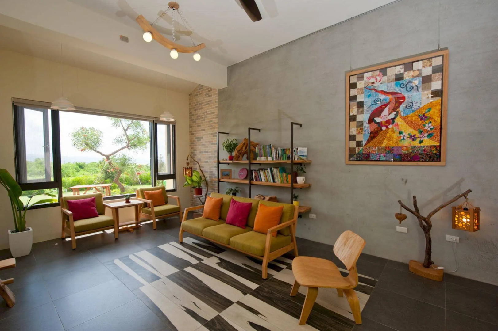 The Tree Bed and Breakfast