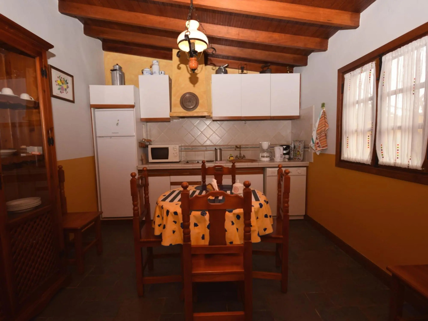 Cozy Cottage in Orotava with Swimming Pool