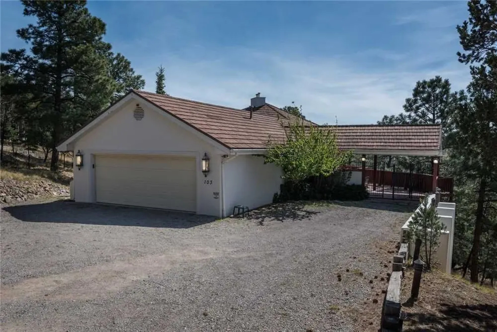 Partridge Home - Six Bedroom Cabin with Hot Tub