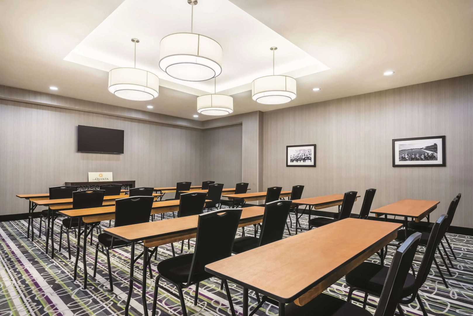 La Quinta Inn & Suites by Wyndham Clifton Park