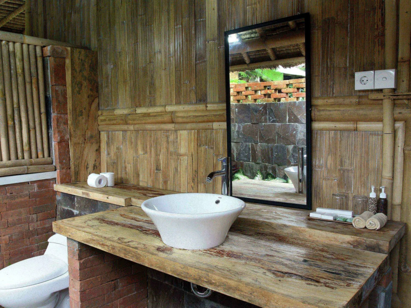 Puri Taman Sari Hotel