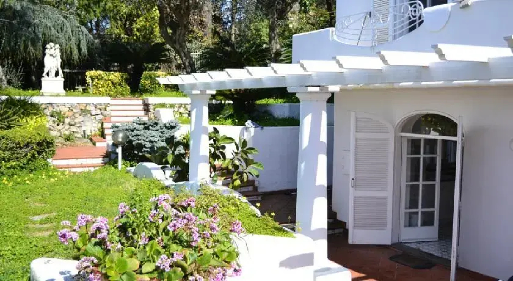 Villa Olympia