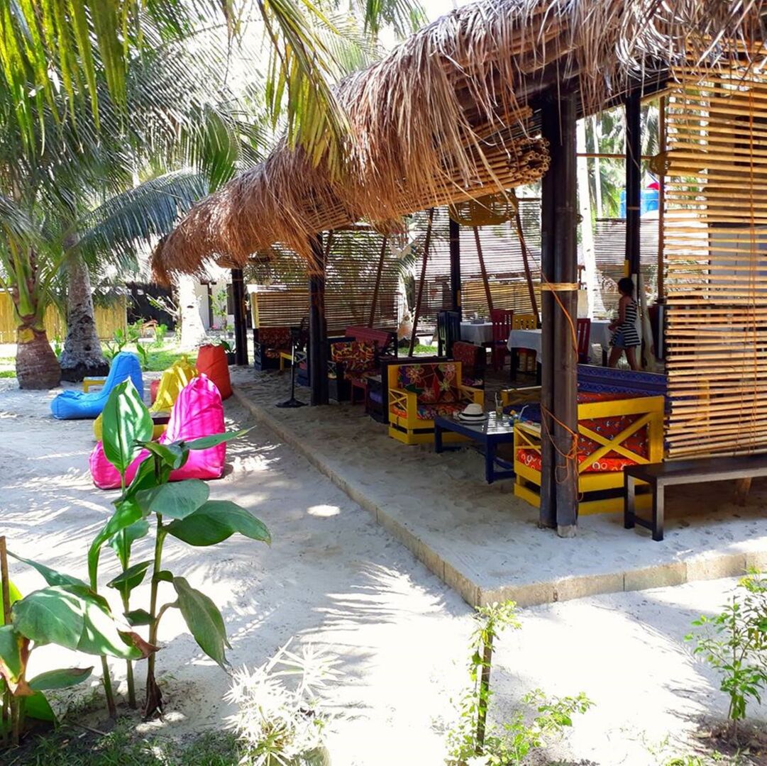 Peace & Love Beach Club