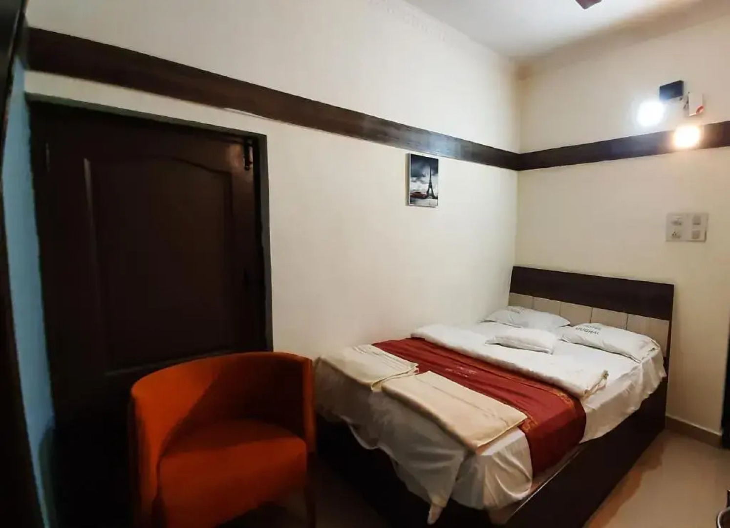 Royal Mughal by OYO Rooms