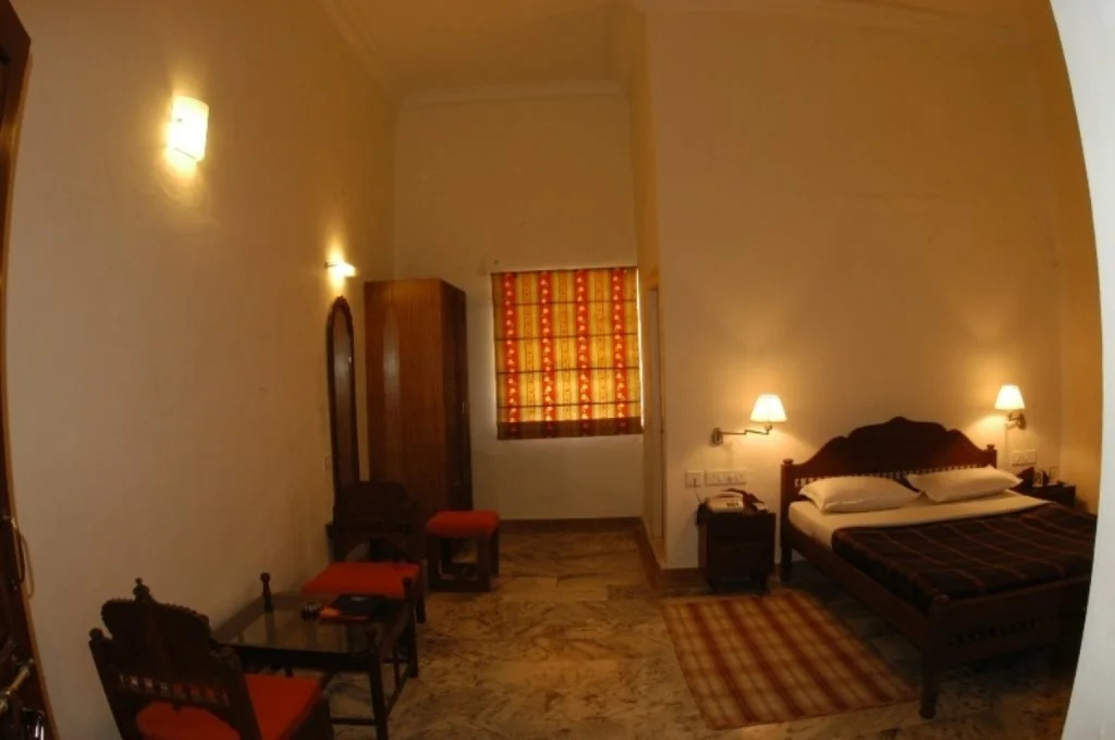 Hotel Sunrise Palace By Sky Stays