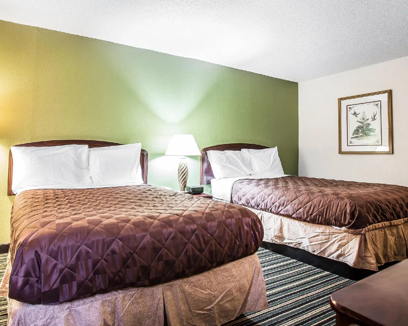 Super 8 Claremont East Hickory