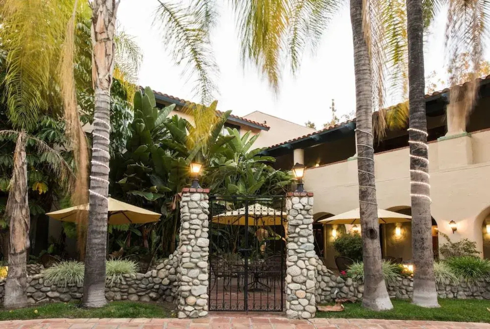 Radisson Suites Covina