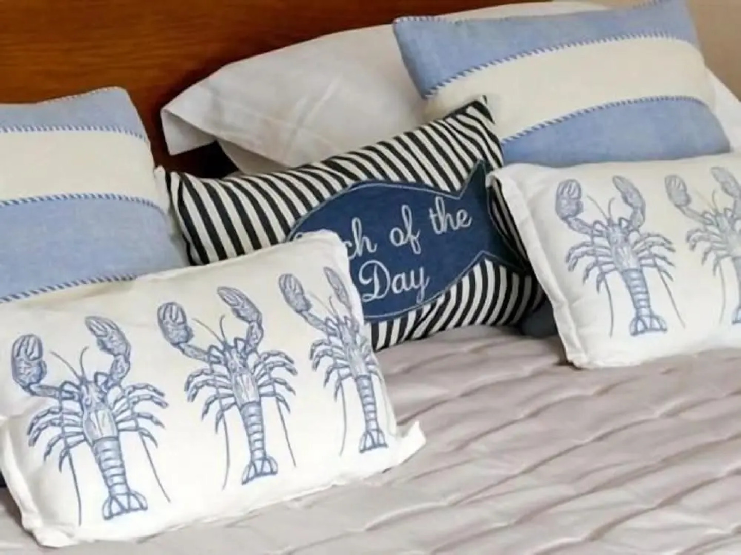 Crab and Lobster Inn