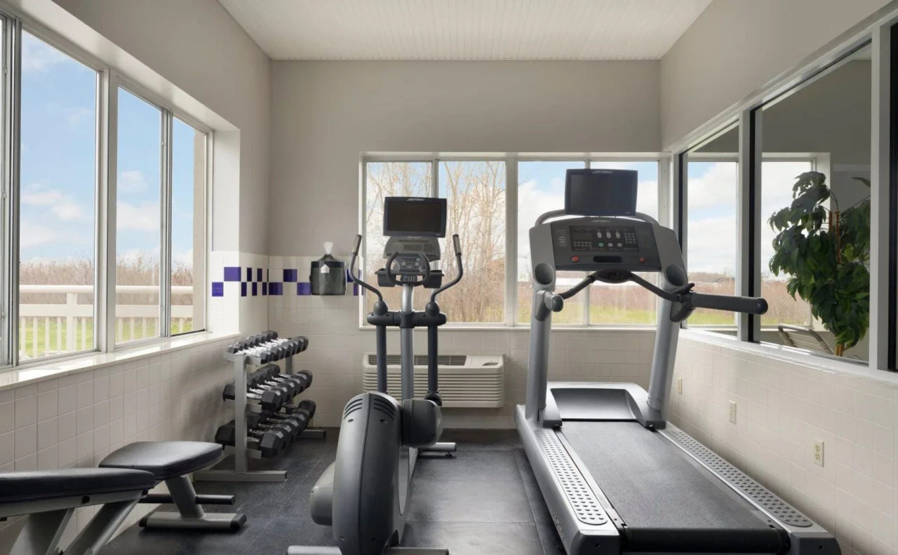 Country Inn & Suites by Radisson, Port Clinton, OH