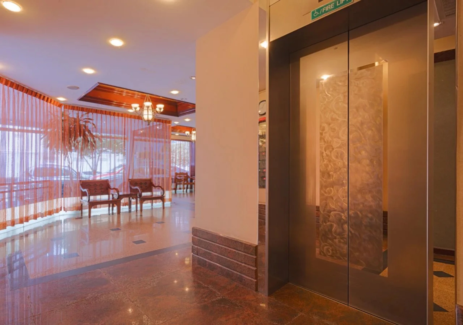 Hotel 81 Premier Princess