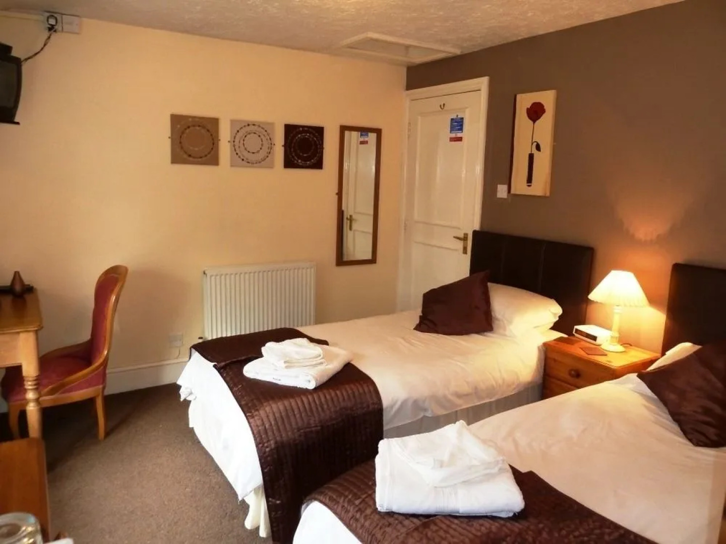 Ganton Greyhound Inn