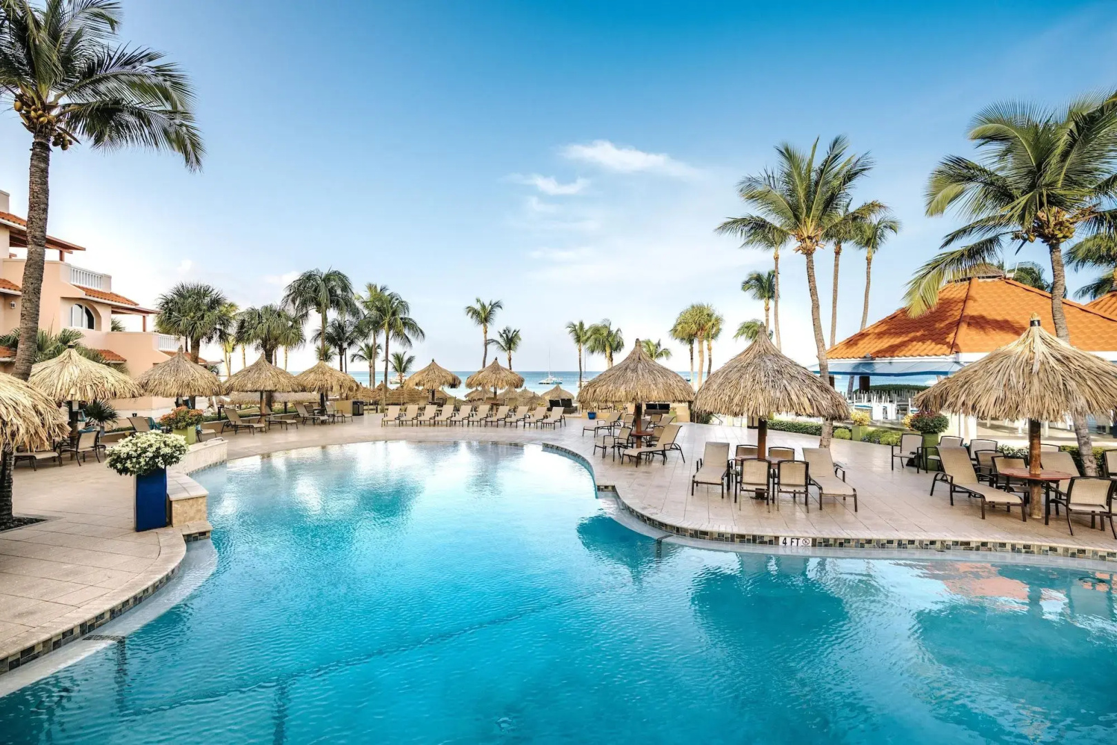 Playa Linda Beach Resort
