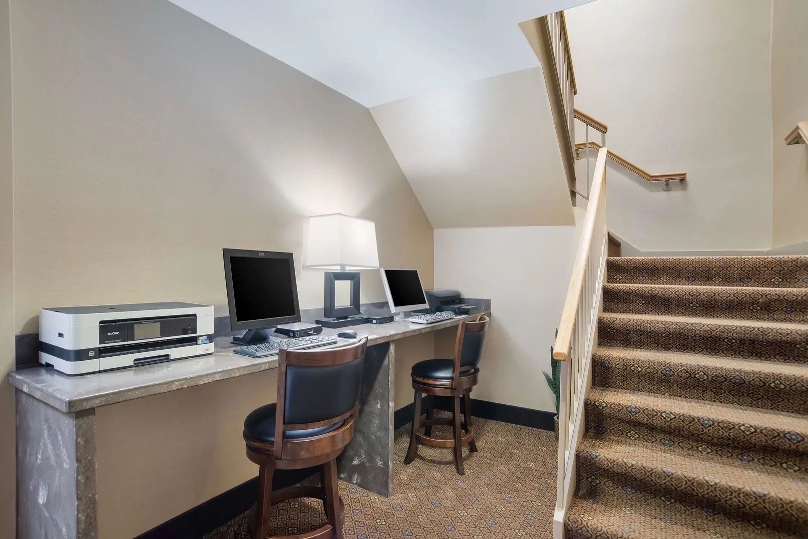 SureStay Plus Hotel by Best Western Elizabethtown Hershey
