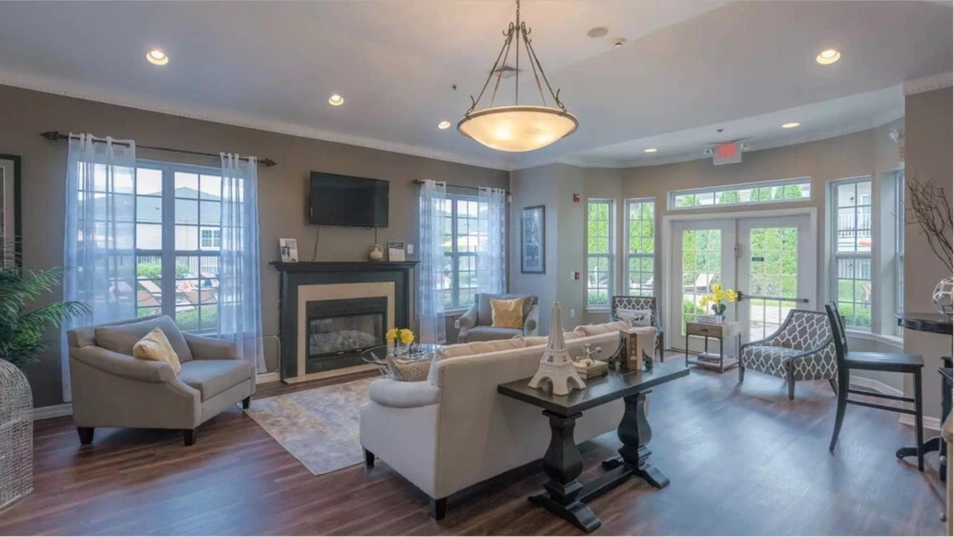 Global Luxury Suites at Cherry Hill