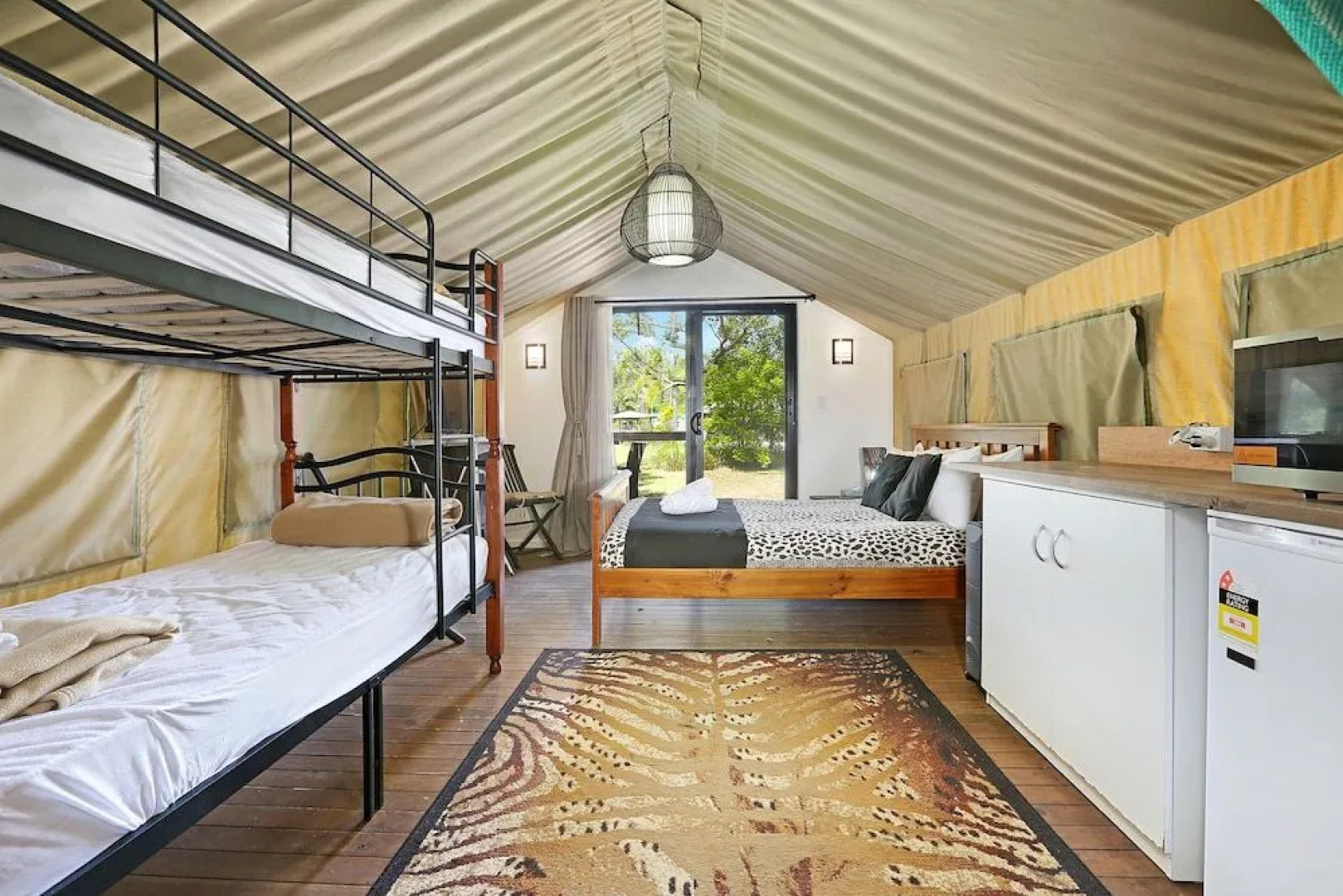 Seven Mile Beach Holiday Park