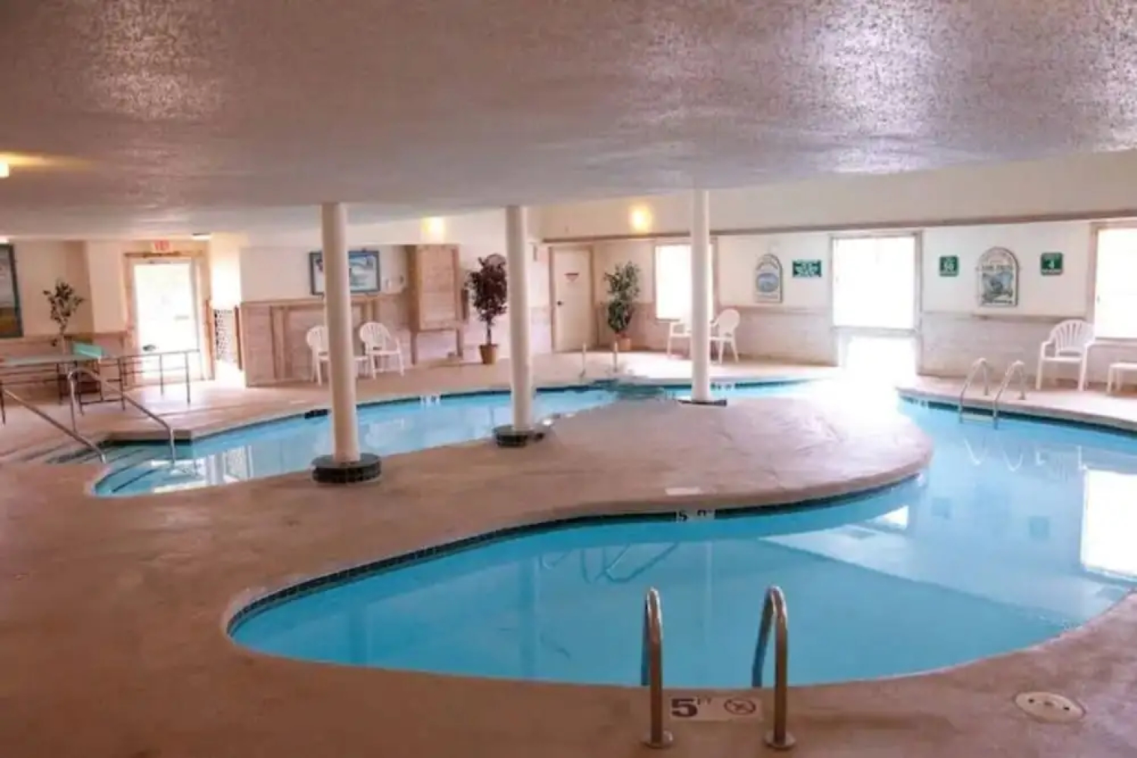 Best Western Quiet House & Suites