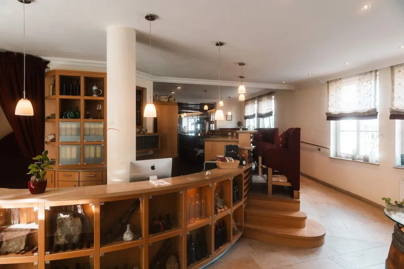 Landhotel & Weingasthof Schwarzer Adler