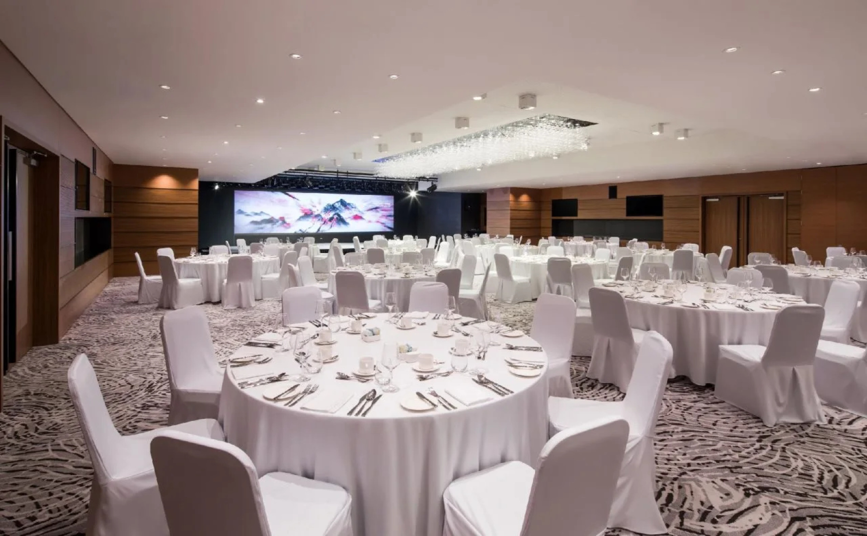 Novotel Ambassador Seoul Dongdaemun Hotels & Residences