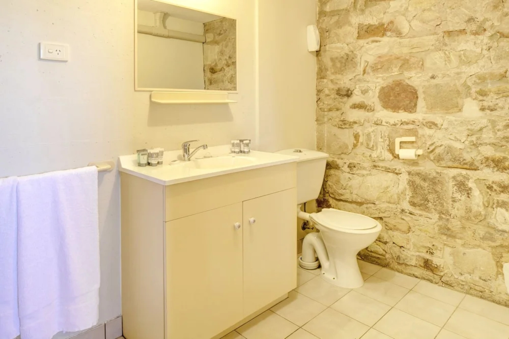 The Richmond Arms Hotel