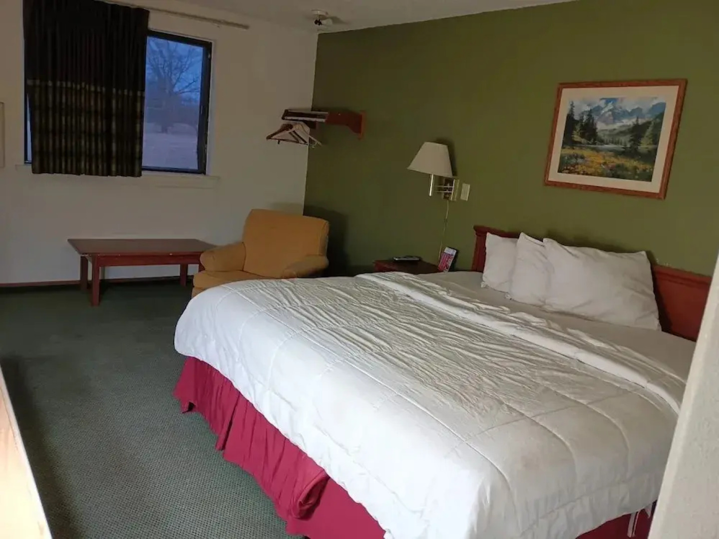 Capital O Amerihost Inn and Suites Kingdom City Hwy 54 MO
