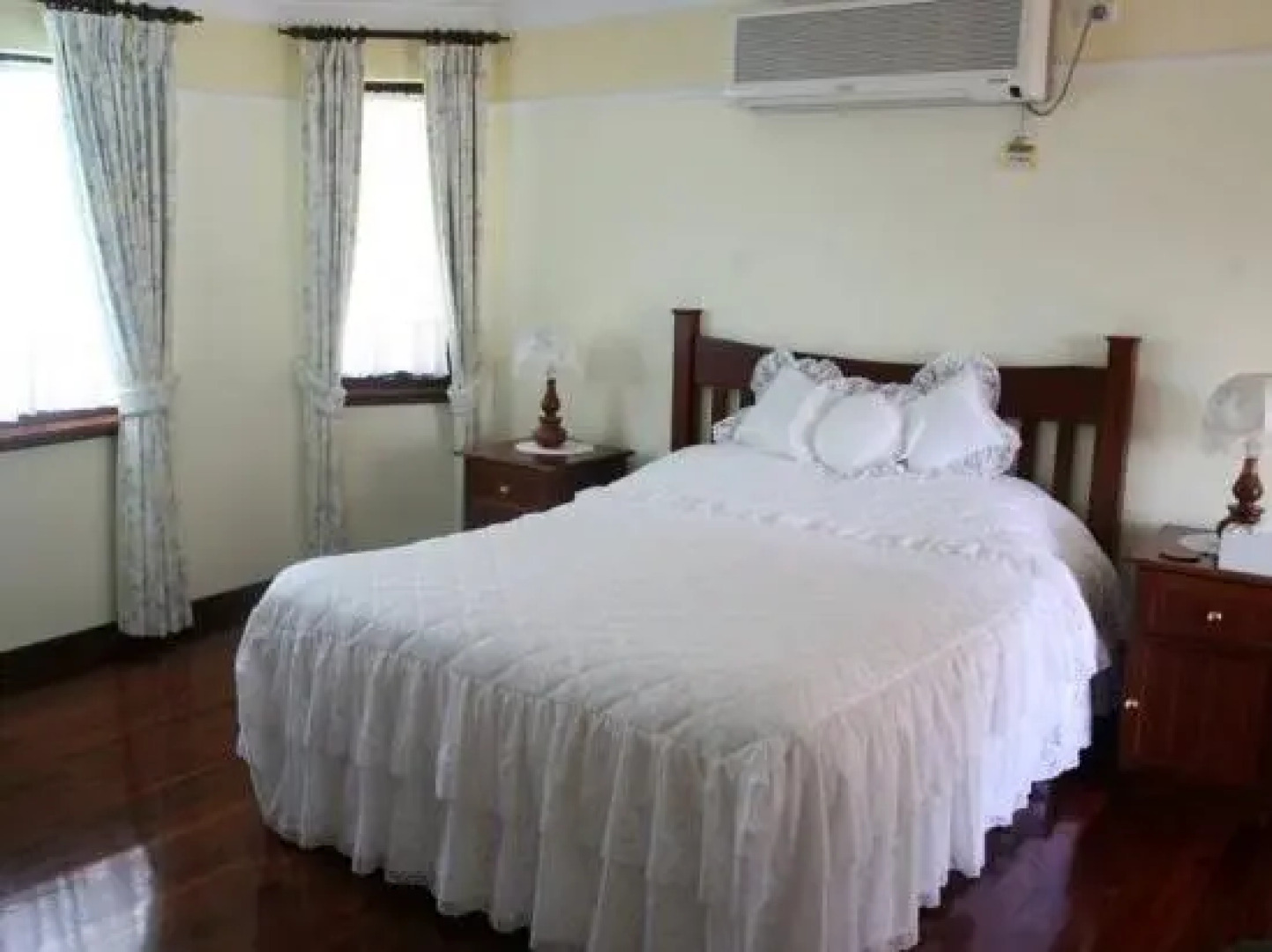 The Hideaway Luxury B&B Retreat