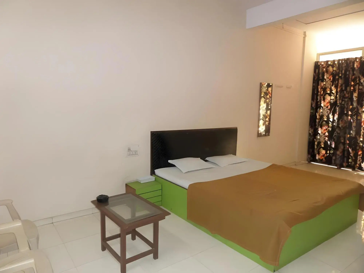Vrindavan Lodge