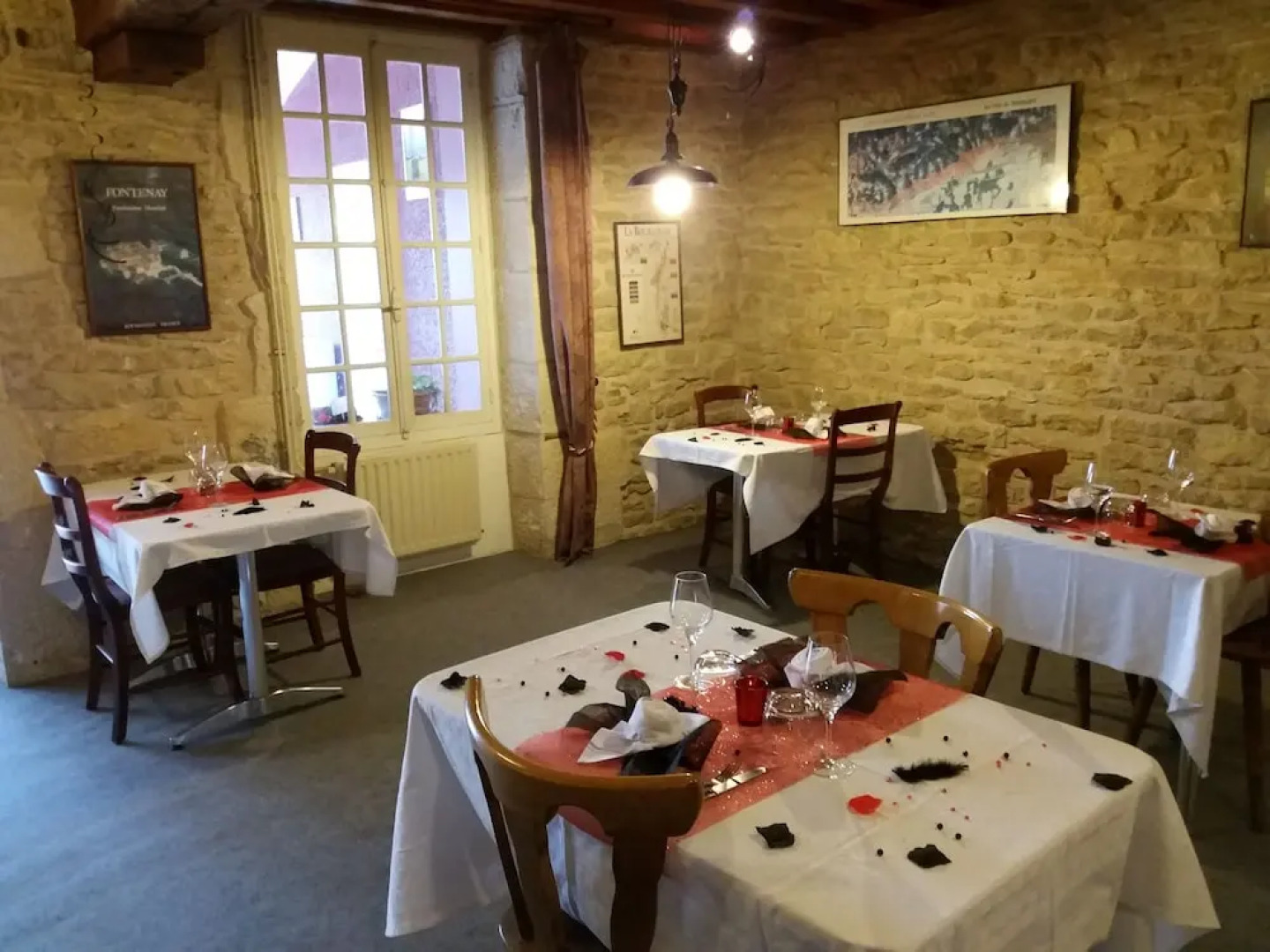 Hôtel-restaurant de lEcluse 79