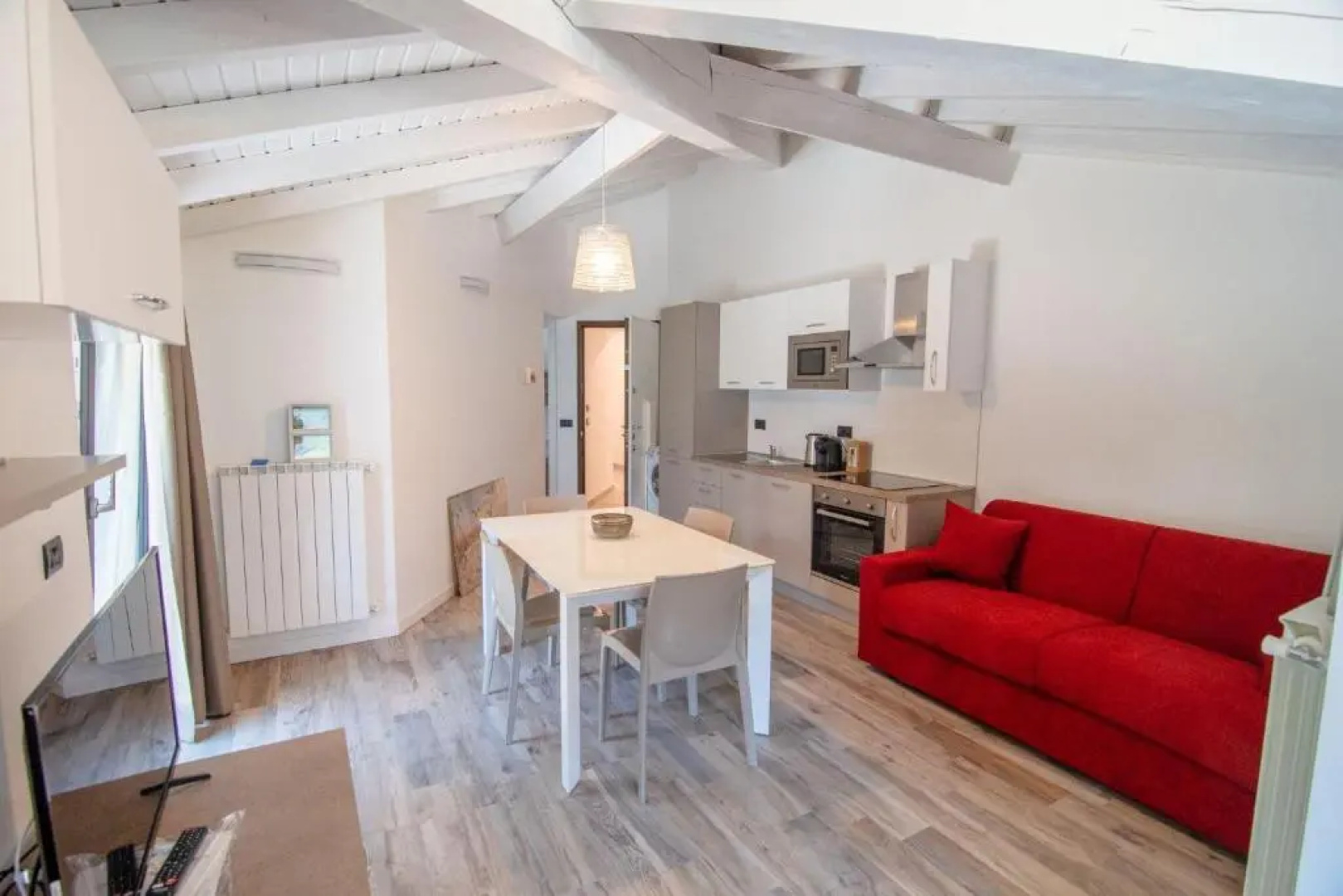 Dascio Silence Ferienwohnung mit Panorama Balkon