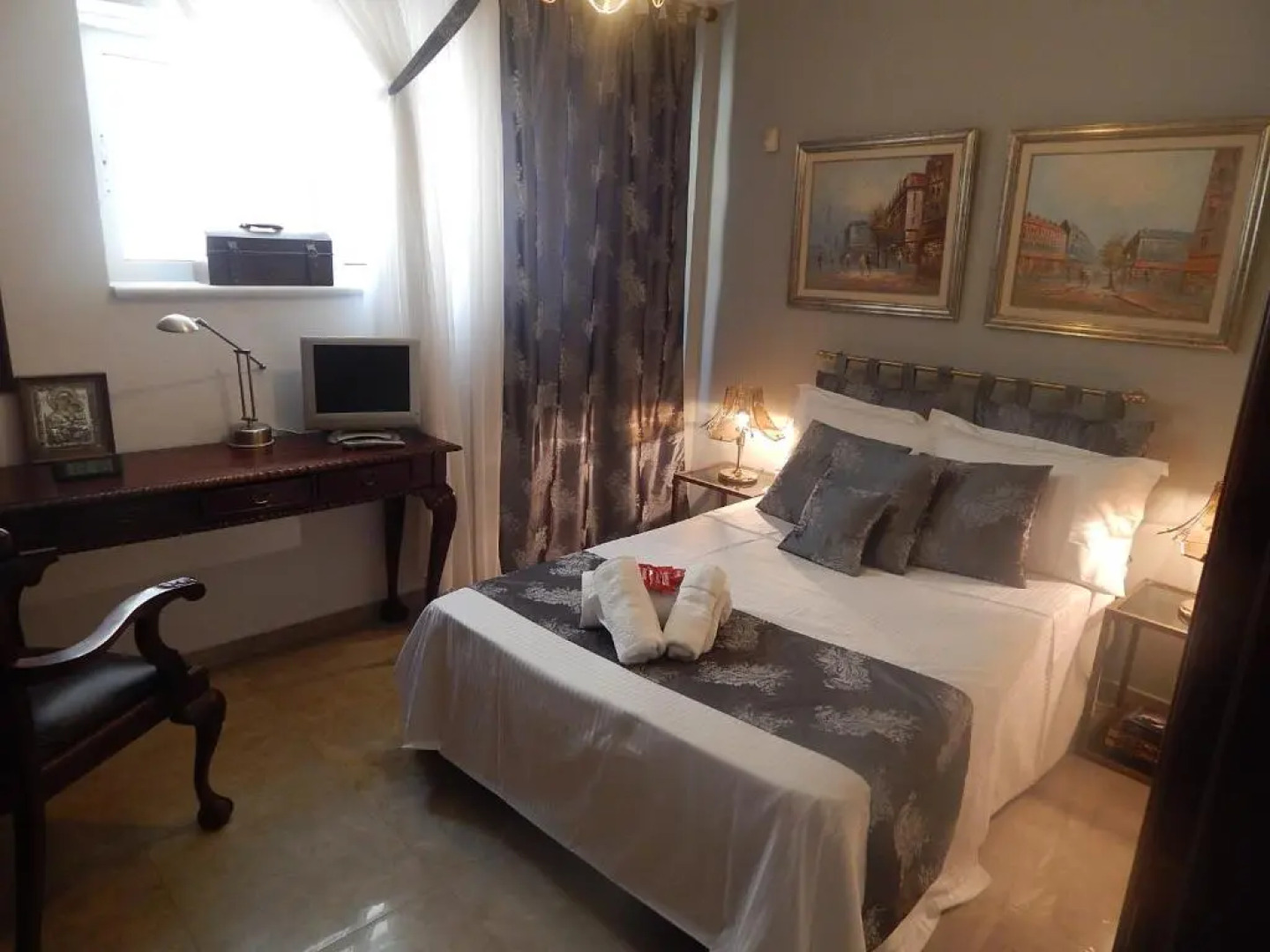 Peggy's Villa-House with private pool 25' from Athens Intl Airport