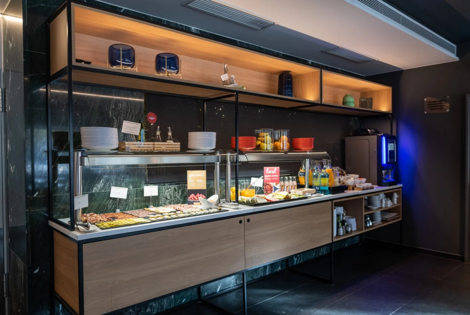 Aparthotel Atenea Valles