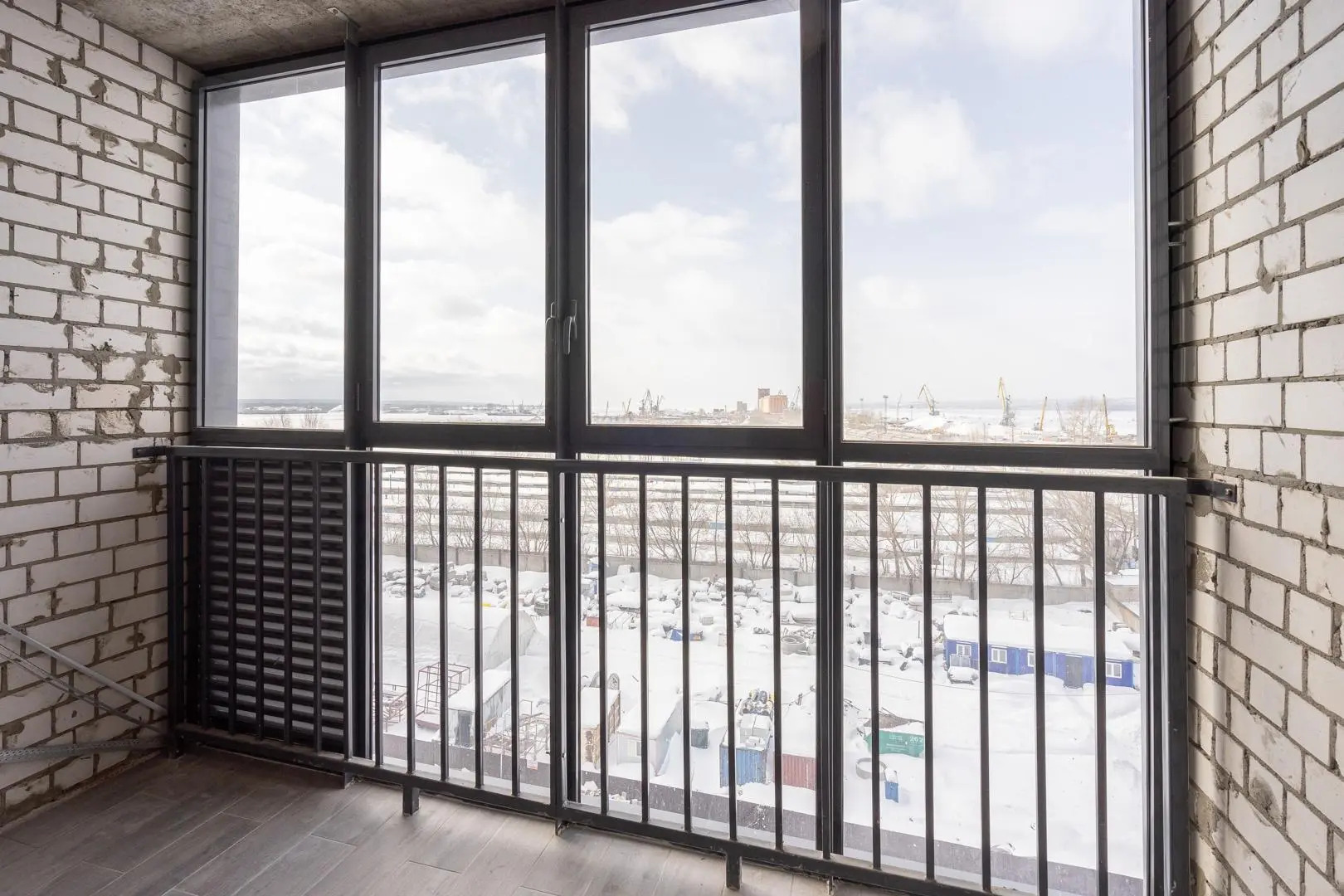 TimHouse (ТимХаус) на улице Портовая