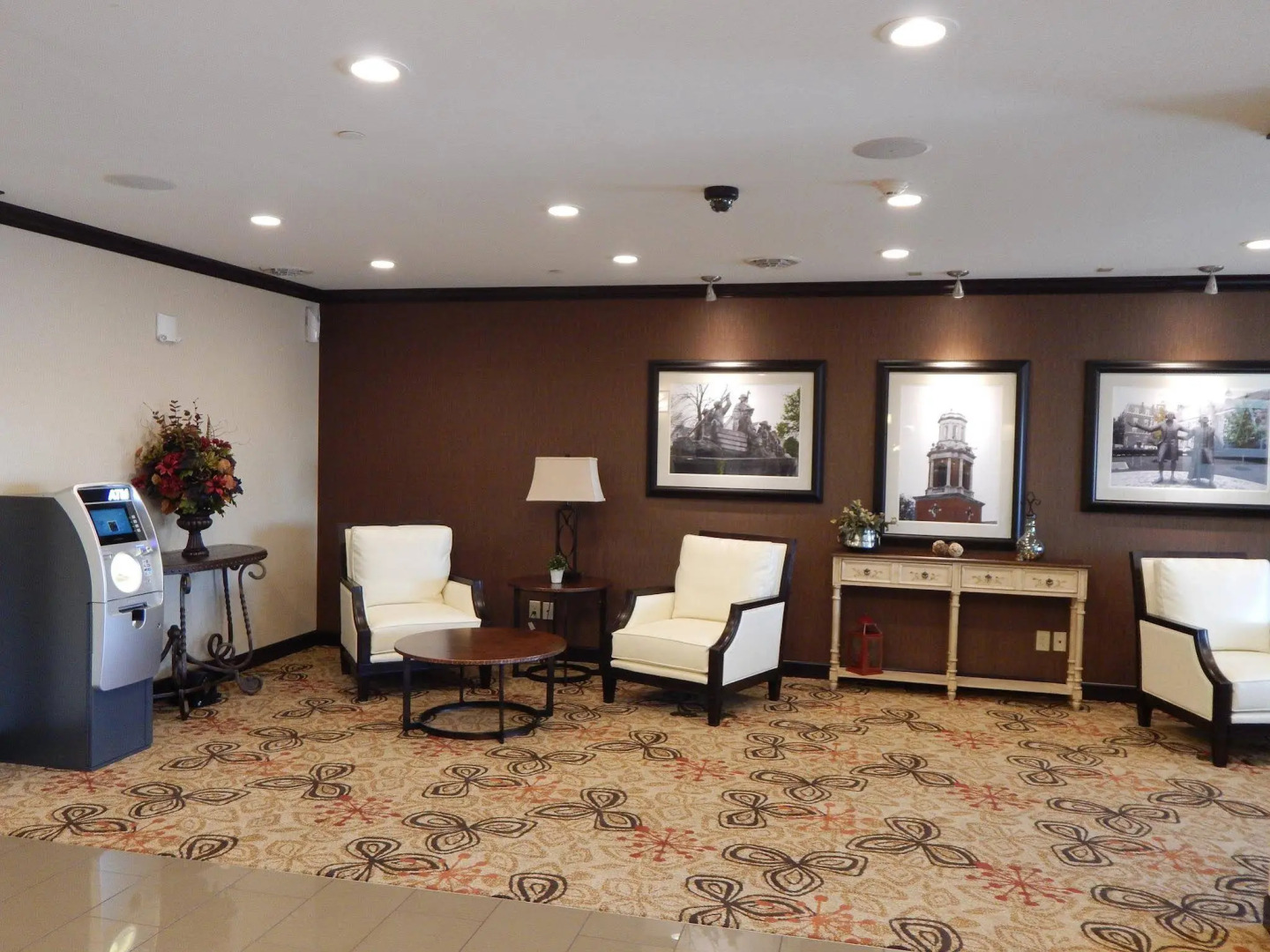 Holiday Inn Express & Suites Washington