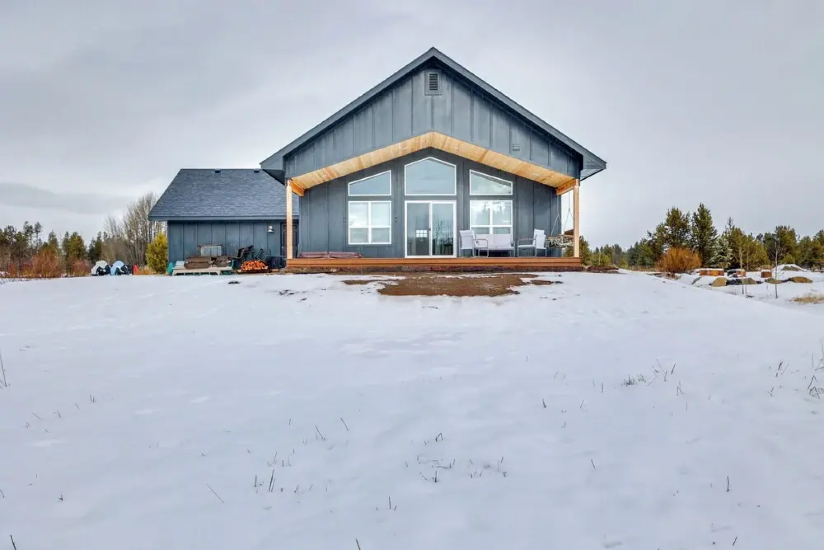 Family-friendly Donnelly Home w/ Private Hot Tub!