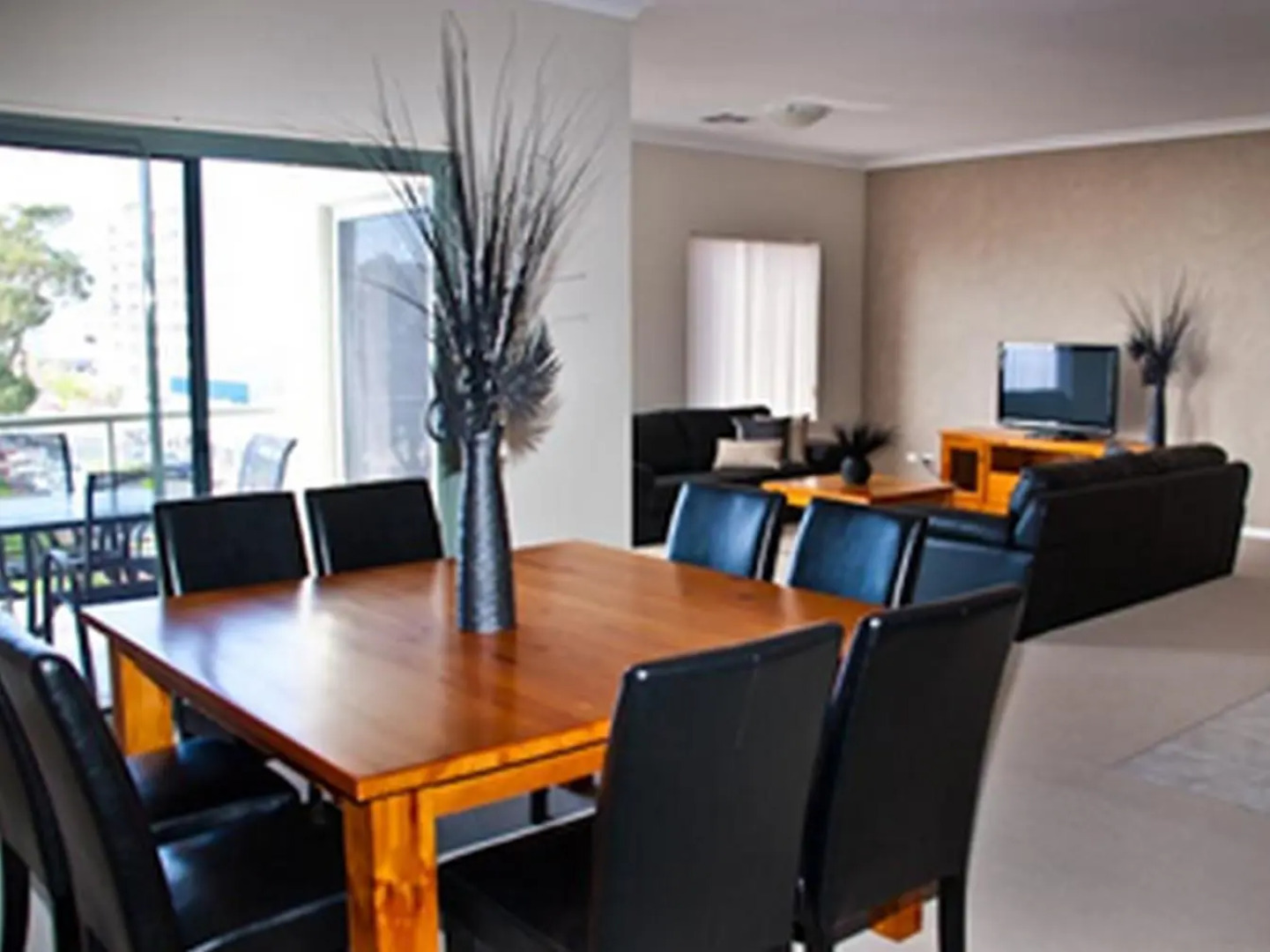 Boardwalk By The Beach Holiday Rental