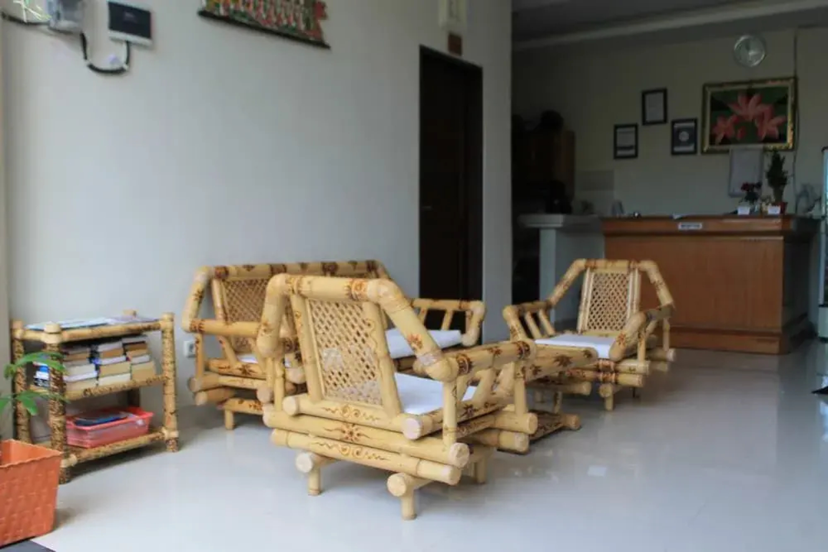 Suwardika Homestay and Dormitory - Hostel