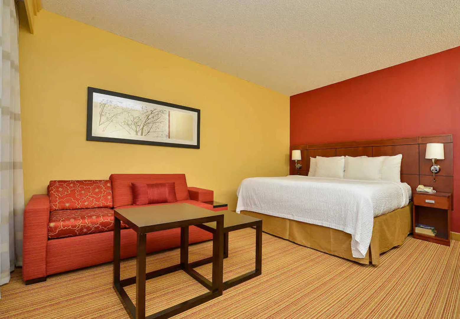 Courtyard Bentonville