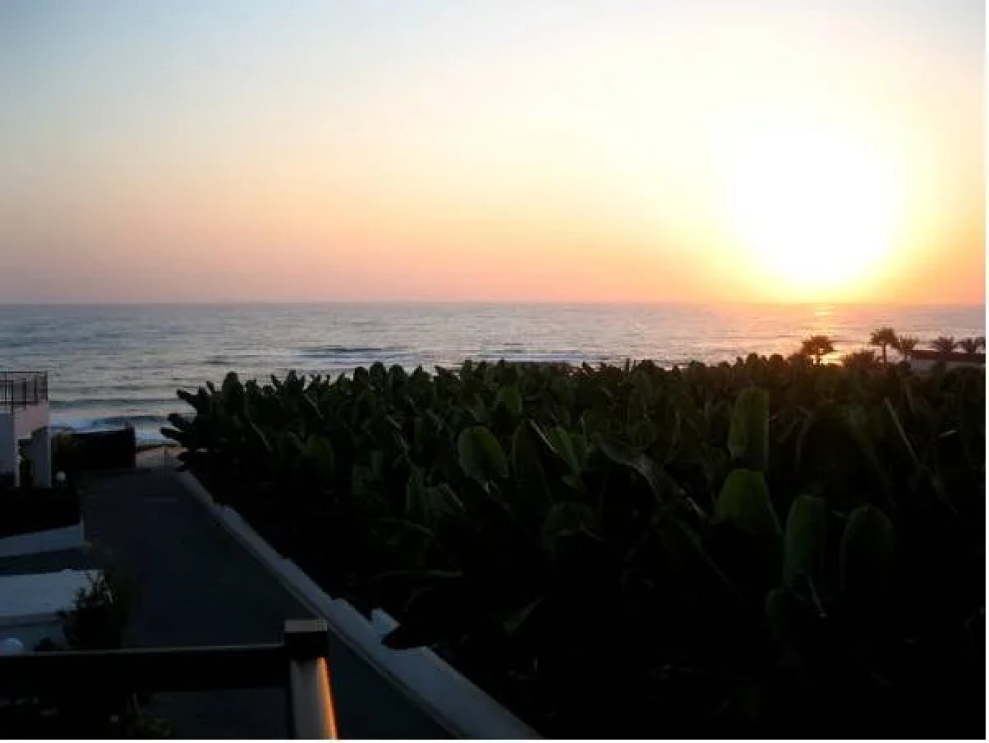 Five Waves Holiday Villas