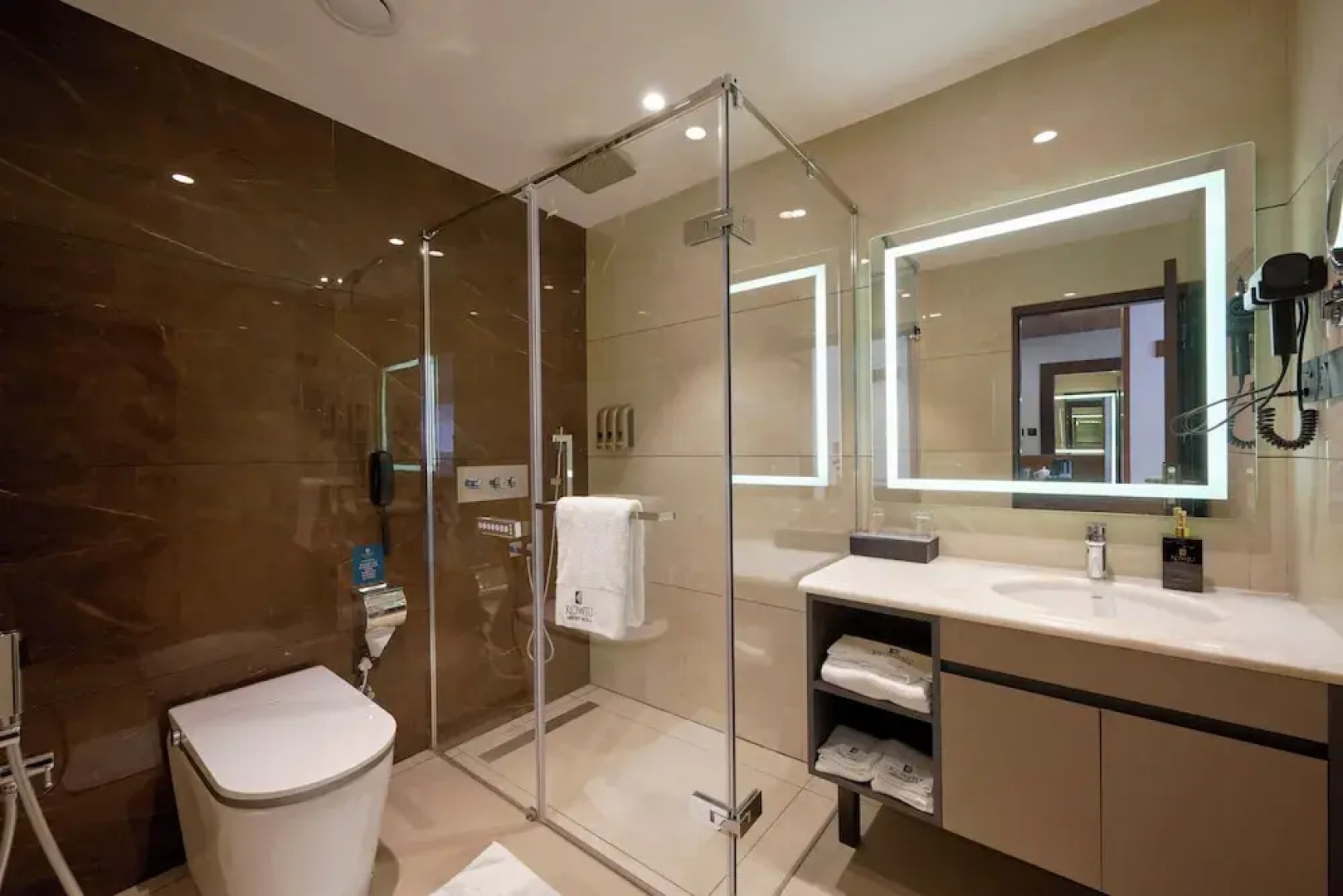 Kowju Airport Hotel Calicut