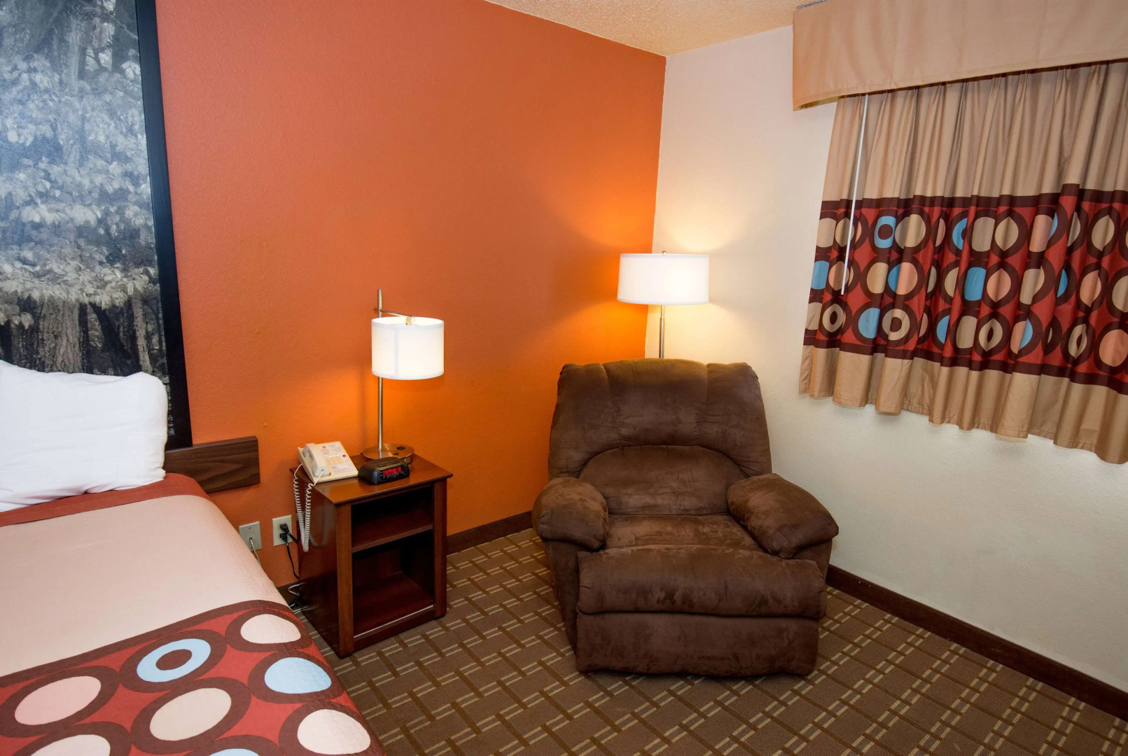 Super 8 by Wyndham Altoona