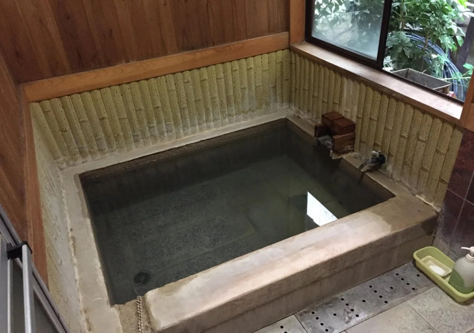 J-Hoppers Kumano Yunomine Guesthouse - Hostel