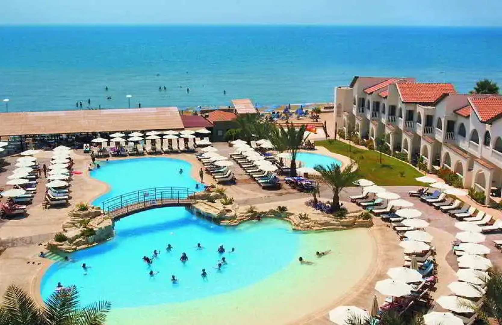 Radisson Beach Resort Larnaca