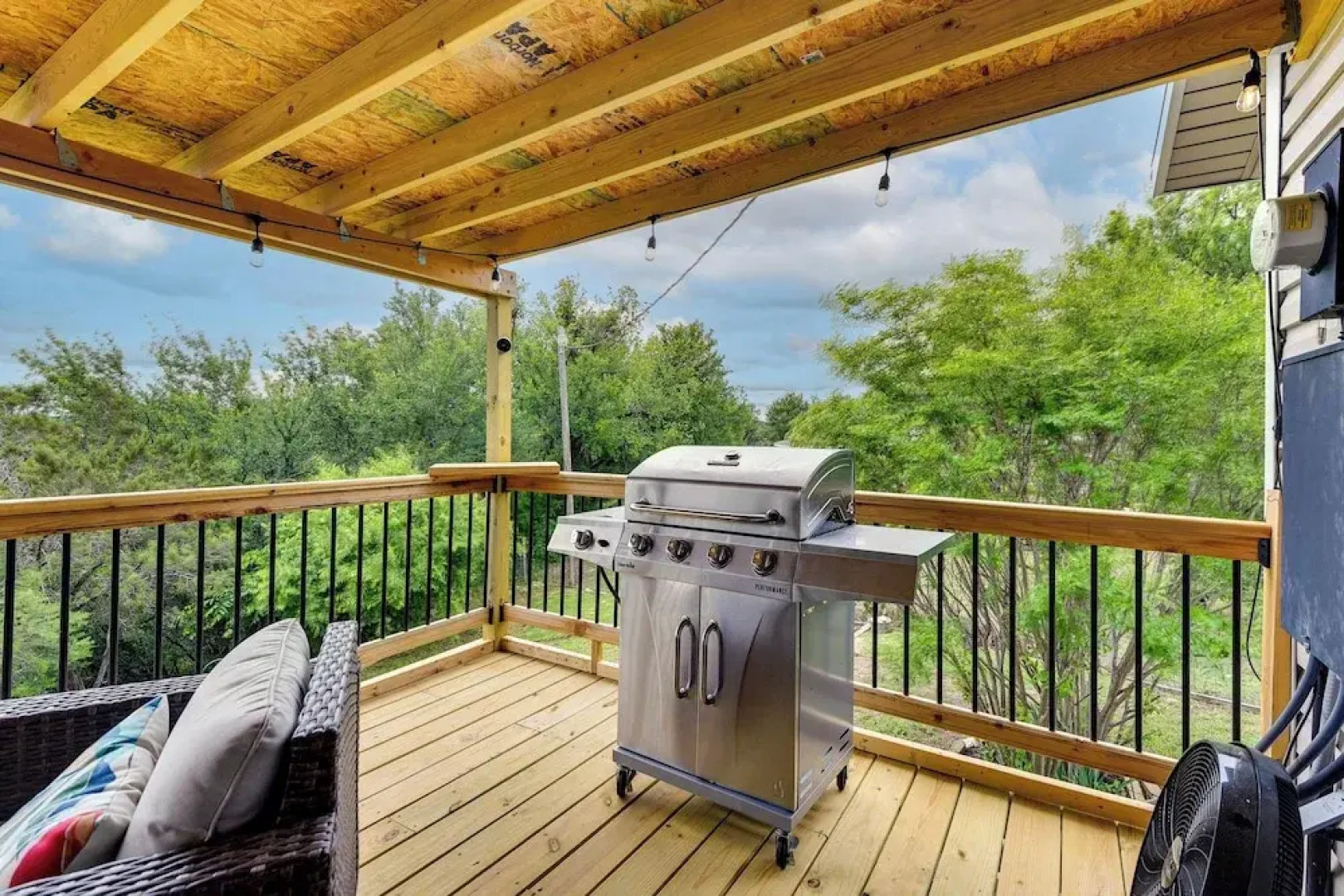 Waterfront Escape on Lake Granbury: Deck & Patio!